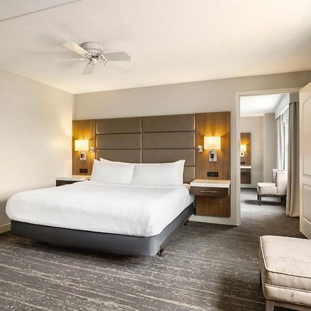 Homewood Suites By Hilton Philadelphia-City Avenue Экстерьер фото